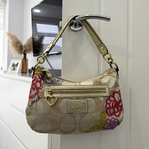 Vintage coach poppy - vintage,