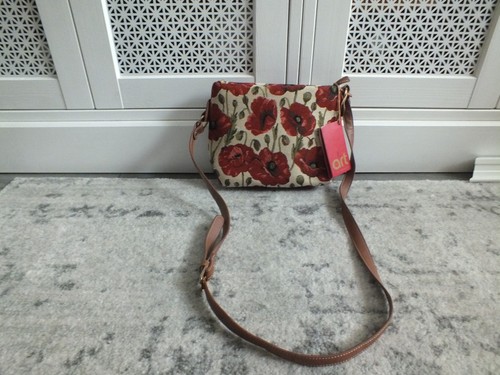 Bnwt signare art - bnwt,