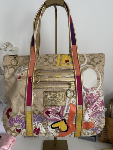 Coach poppy graffiti applique - coach,